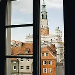 Ratuszova Stary Rynek Old Market Sq Premium Apartments & Restaurant Ad 1954