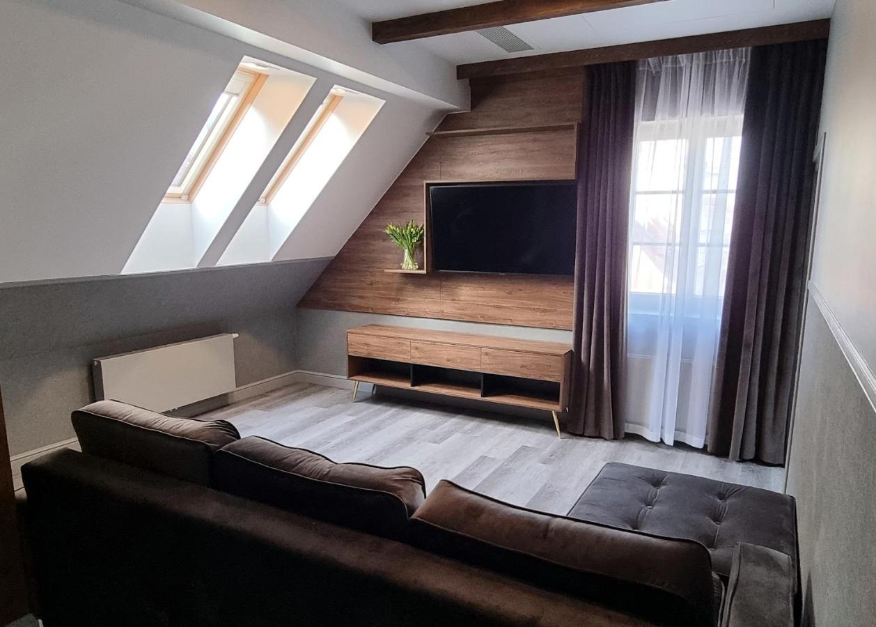 Apartamento Stary Rynek Premium Apartments: Old Market Square Elegance