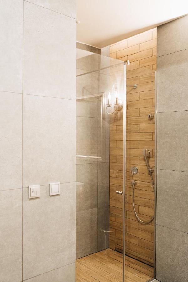 Apartamento Stary Rynek Premium Apartments: Old Market Square Elegance Poznań