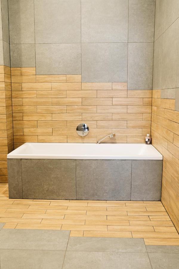 Stary Rynek Premium Apartments: Old Market Square Elegance Poznań