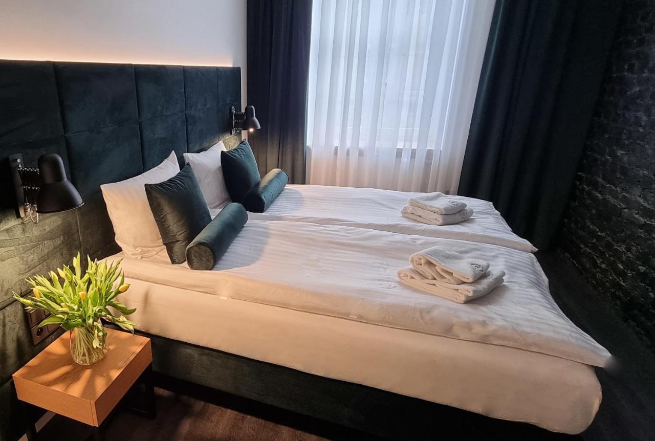 Stary Rynek Premium Apartments: Old Market Square Elegance Apartamento