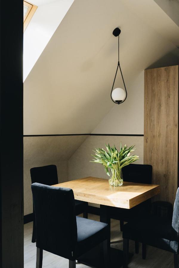 Stary Rynek Premium Apartments: Old Market Square Elegance Apartamento *
